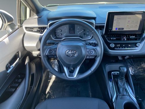 Used 2024 Toyota Corolla SE w/ SE Package FWD image 12
