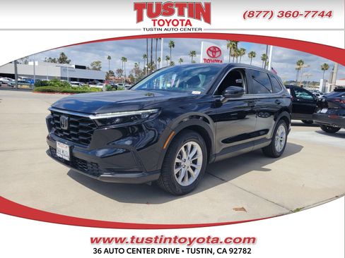 Used 2023 Honda CR-V EX image 1