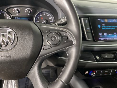 Used 2019 Buick Enclave Essence AWD/4WD image 22