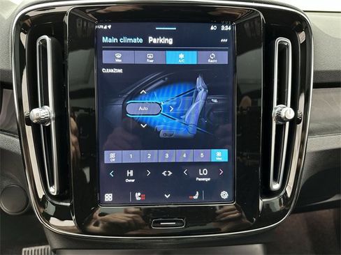 Certified 2023 Volvo XC40 Recharge Ultimate w/ Protection Package Premier image 19