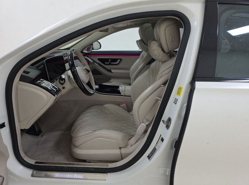 Used 2023 Mercedes-Benz S 580 4MATIC Sedan image 6