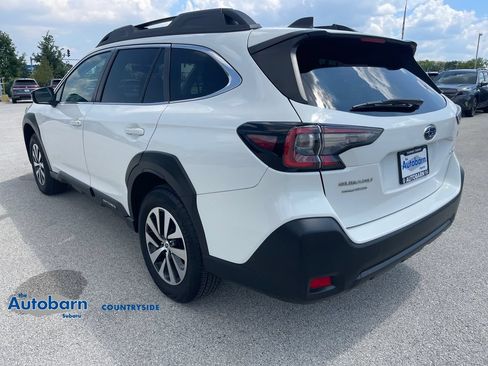 Certified 2024 Subaru Outback Premium AWD/4WD image 3