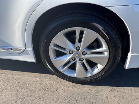 Used 2010 Lexus HS 250h image 22