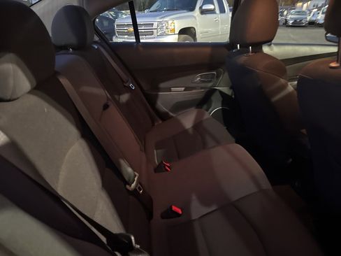 Used 2016 Chevrolet Cruze LT w/ Sun And Sound Package image 41