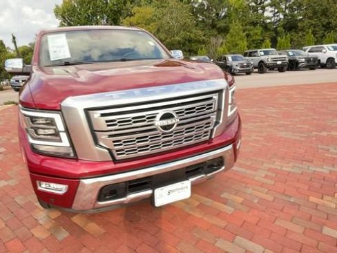 Used 2023 Nissan Titan Platinum Reserve w/ Moonroof Package RWD image 4