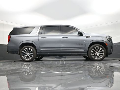 Used 2021 GMC Yukon XL Denali w/ Denali Premium Package RWD image 25