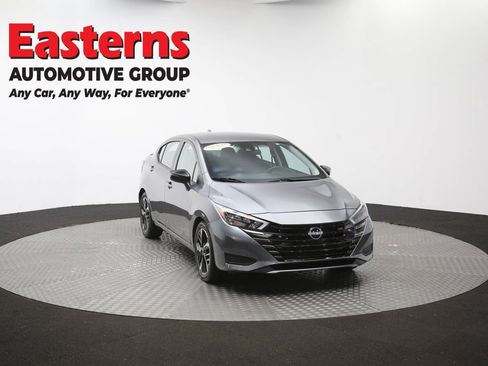 Used 2024 Nissan Versa SR FWD image 51