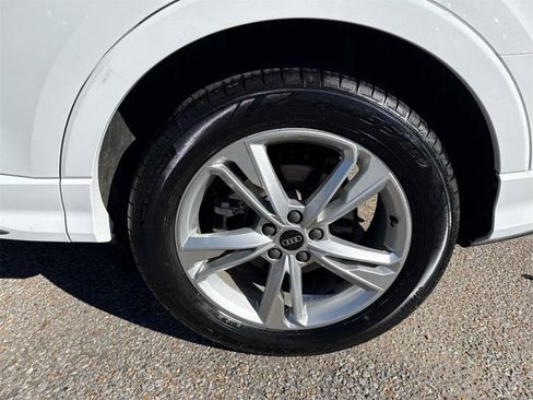 Used 2022 Audi Q3 2.0T Premium Plus image 5