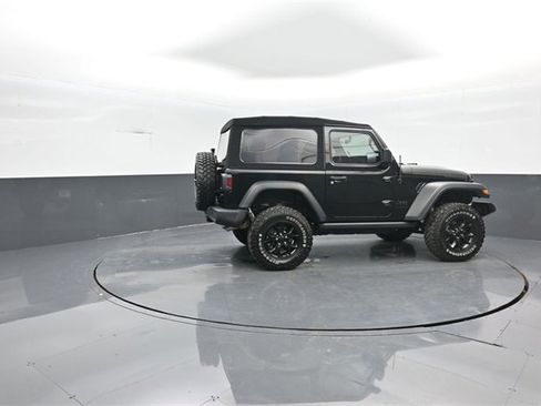 Used 2022 Jeep Wrangler Willys image 8
