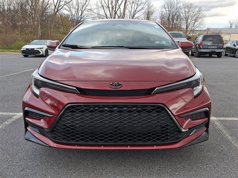 New 2026 Toyota Corolla SE image 2