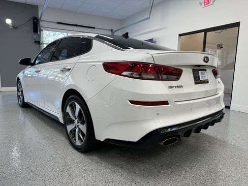 Used 2019 Kia Optima S w/ S Panoramic Sunroof Package image 5