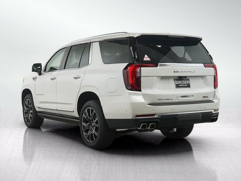 Used 2025 GMC Yukon Denali w/ Denali Reserve Package AWD/4WD image 3