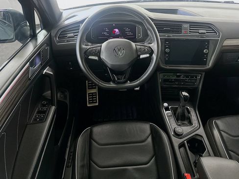 Used 2023 Volkswagen Tiguan SEL R-Line AWD/4WD image 4