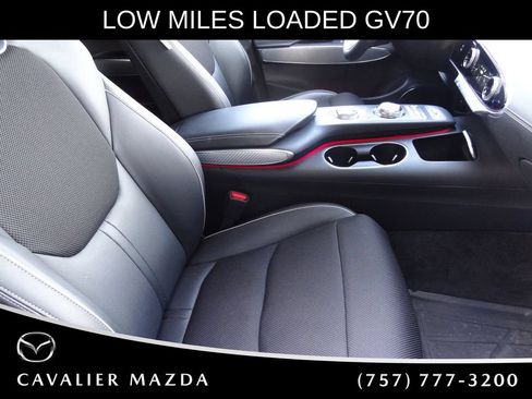 Used 2024 Genesis GV70 2.5T w/ Sport Prestige Package AWD/4WD image 22