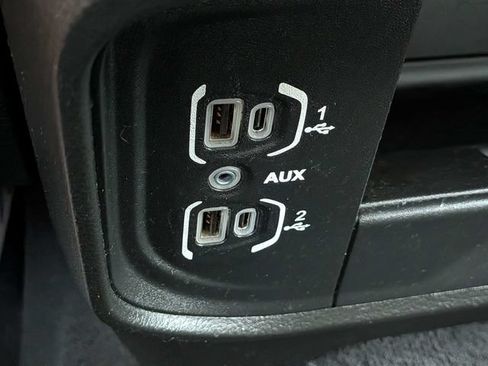 Used 2024 RAM 2500 Big Horn AWD/4WD image 21
