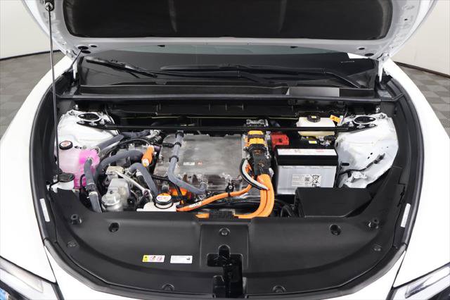 Certified 2026 Lexus RZ 350e 2WD w/ Accessory Package (2T) image 15