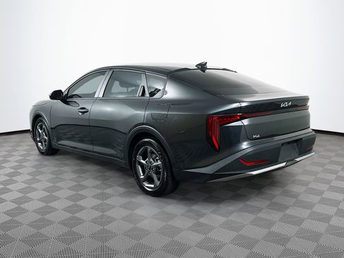 Used 2025 Kia K4 LXS image 28
