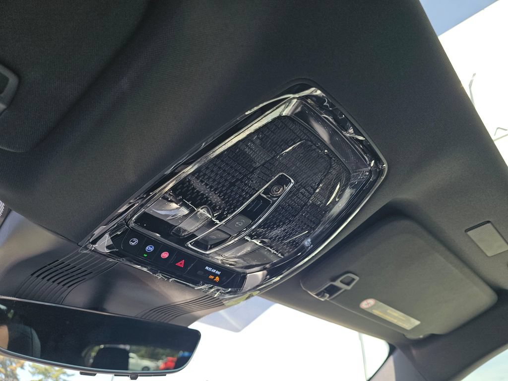 New 2027 Cadillac Vistiq Luxury AWD/4WD image 33