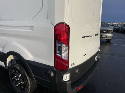 New 2026 Ford Transit 350 148 Medium Roof AWD image 31