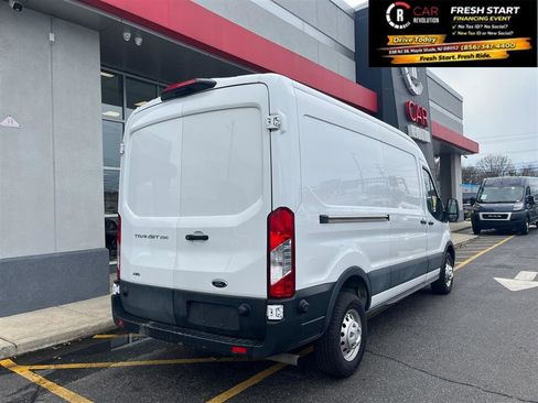 Used 2024 Ford Transit 250 148 Medium Roof Extended AWD image 6