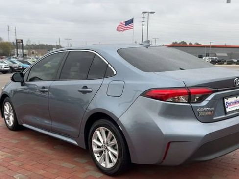 Used 2023 Toyota Corolla XLE FWD image 9