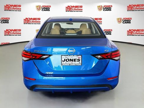 Used 2024 Nissan Sentra SV w/ SV Premium Package FWD image 16