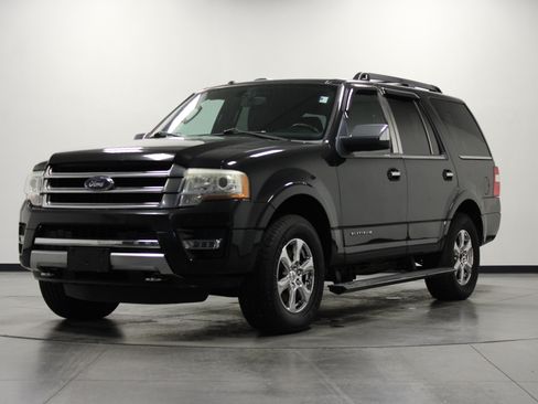 Used 2015 Ford Expedition Platinum AWD/4WD image 8