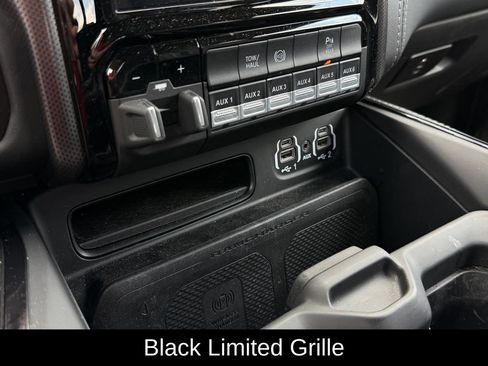 Used 2024 RAM 2500 Limited AWD/4WD image 25