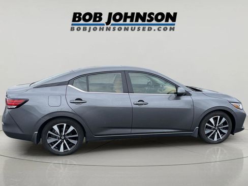 Used 2023 Nissan Sentra SV w/ SV Premium Package image 2