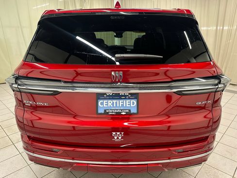 Certified 2025 Buick Enclave Avenir image 6