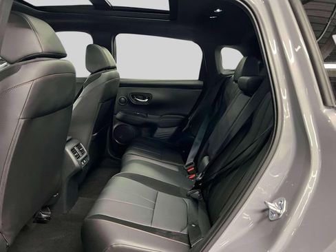 Used 2025 Acura ADX A-Spec image 9