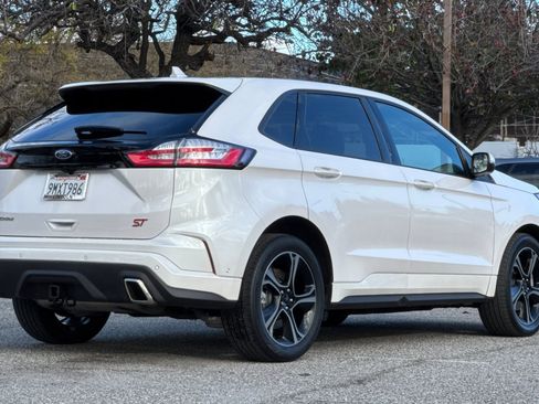 Used 2019 Ford Edge ST w/ Equipment Group 401A image 4