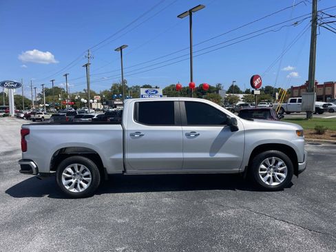 Used 2022 Chevrolet Silverado 1500 Custom RWD image 2
