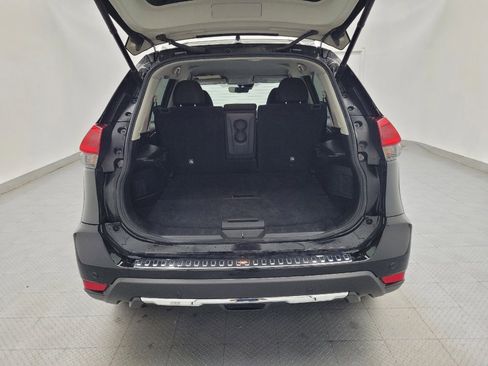 Used 2019 Nissan Rogue SV image 29