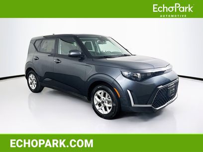 Used 2023 Kia Soul LX w/ Option Group 015