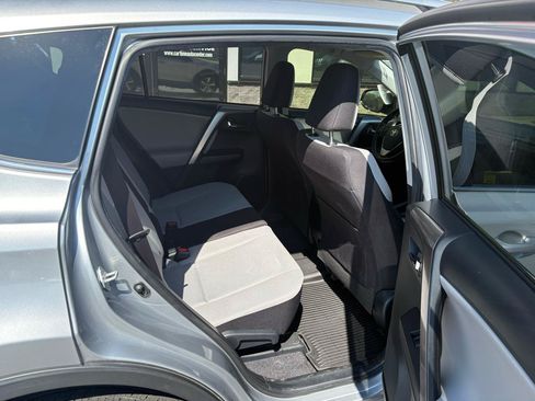 Used 2018 Toyota RAV4 XLE w/ Plus Extra Value Package FWD image 16
