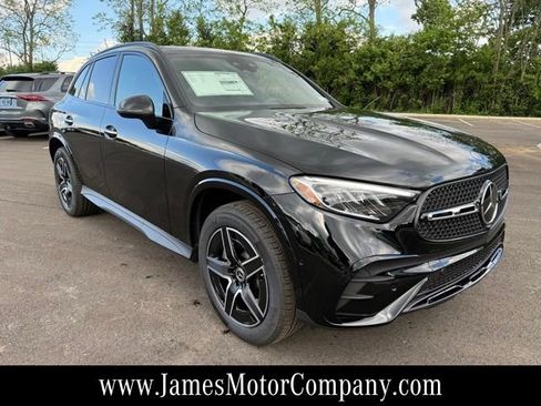 New 2026 Mercedes-Benz GLC 300 4MATIC image 3