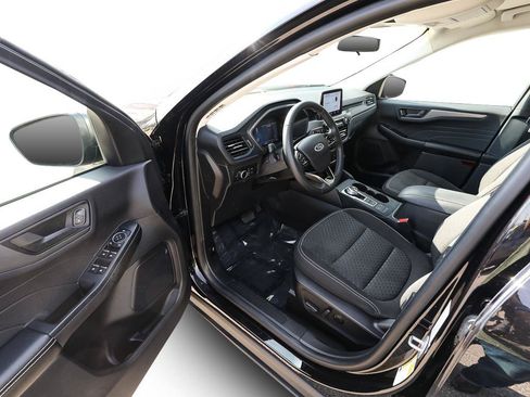 Certified 2023 Ford Escape Active AWD/4WD image 11