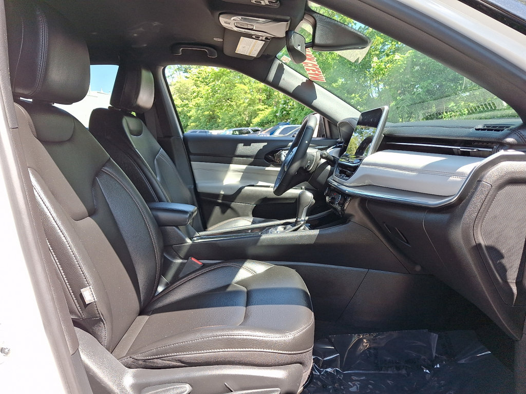 Used 2024 Jeep Compass Limited AWD/4WD image 10