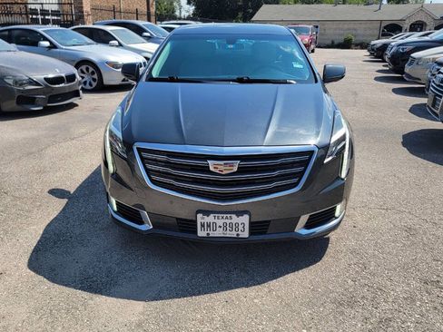 Used 2018 Cadillac XTS Luxury FWD image 4
