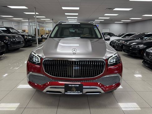 Used 2021 Mercedes-Benz GLS 450 4MATIC image 4