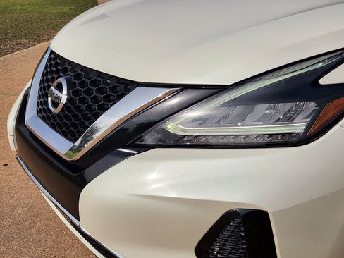Used 2021 Nissan Murano S FWD image 11