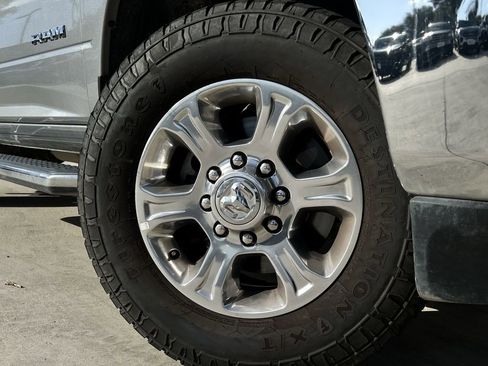 Used 2024 RAM 2500 Big Horn AWD/4WD image 11