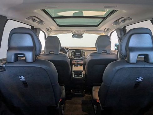 Used 2024 Volvo XC90 B6 Plus w/ Protection Package Premier image 30