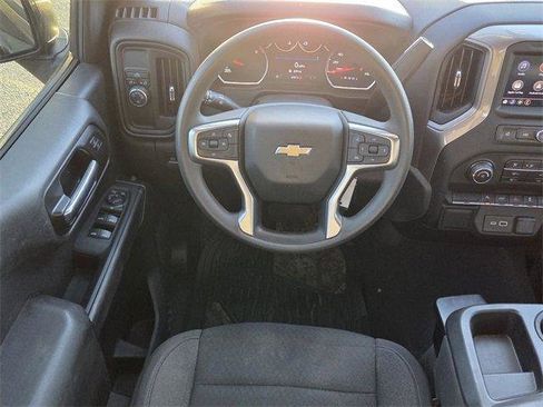 Used 2022 Chevrolet Silverado 1500 Custom w/ Safety Confidence Package image 11