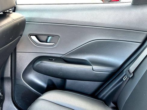 Used 2024 Hyundai Kona Limited FWD image 24