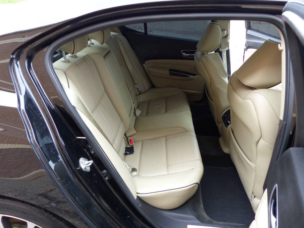 Used 2018 Acura TLX w/ Technology Package FWD image 46