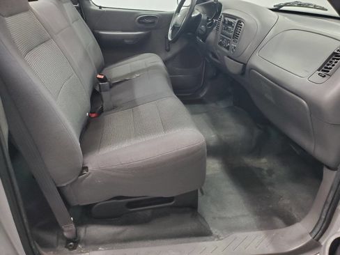 Used 2004 Ford F150 XL image 9