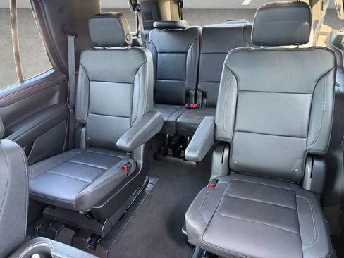 Certified 2023 Chevrolet Tahoe Z71 w/ Luxury Package image 20