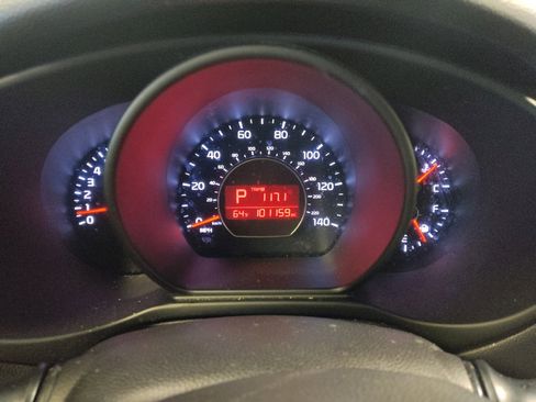 Used 2014 Kia Soul + image 23